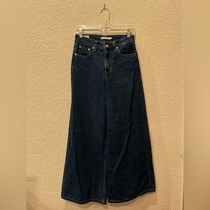 Levi’s loose wide leg jeans